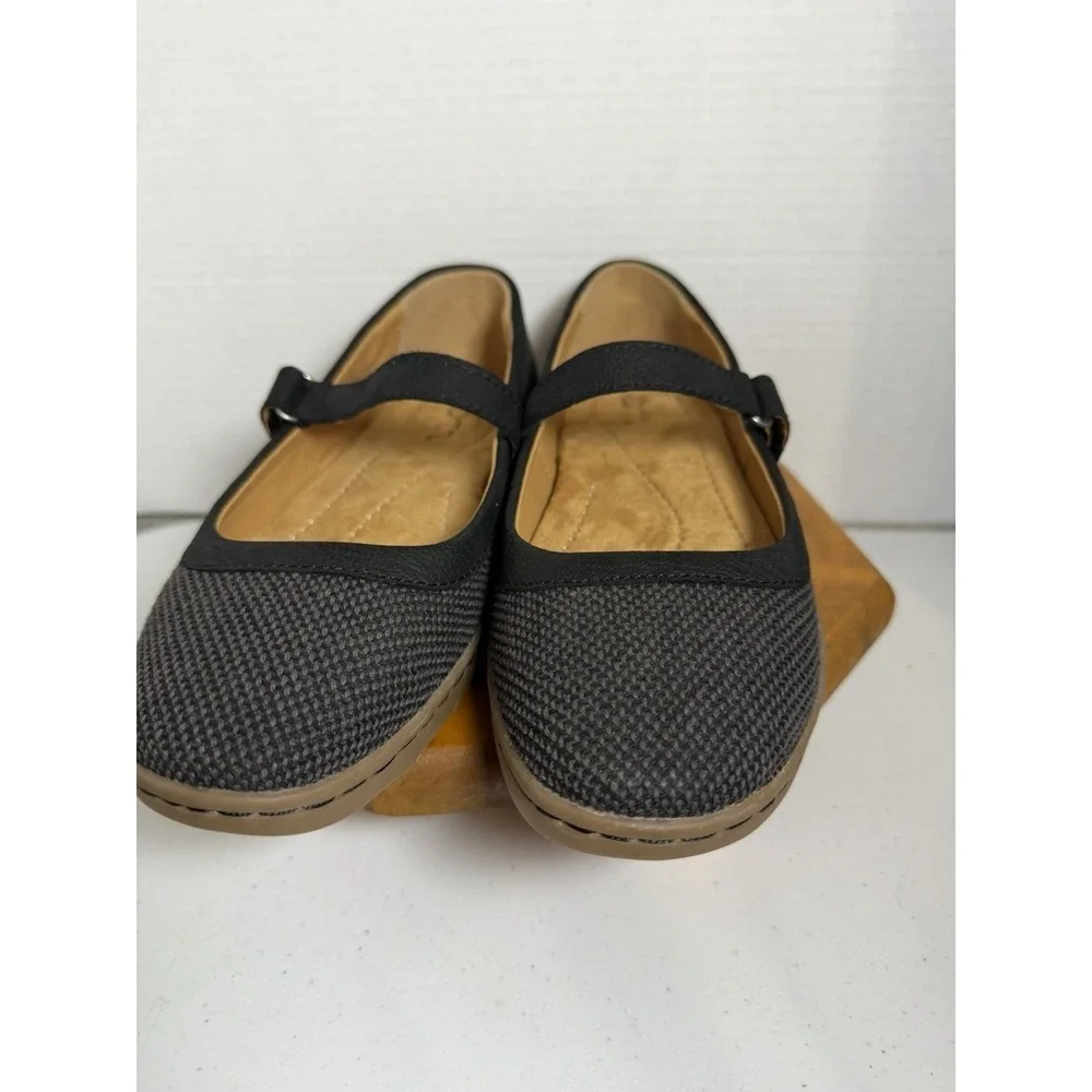 Earth‎ Lorali Mary Jane Flats Women's 7.5M Black Comfort Shoes New No Box